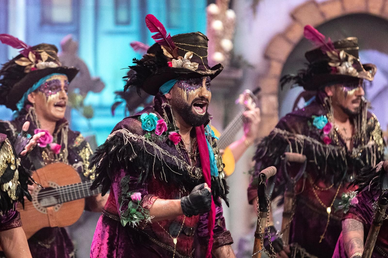 Entrevista a Jonathan P�rez Ginel, autor y compositor de la Comparsa del Jona