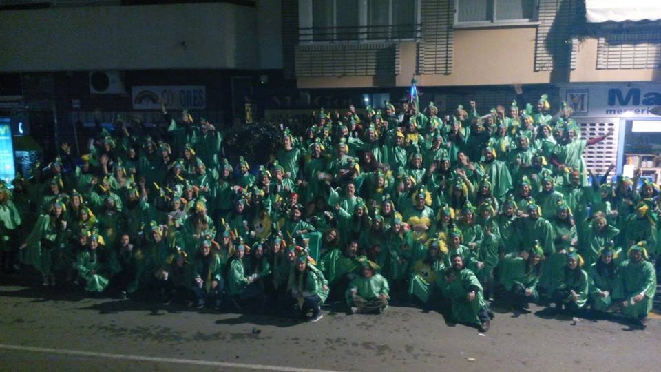 �guilas se inunda de cuerva, cien bares participan para elegir la mejor del Carnaval