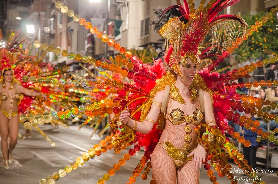 Desfile del XXI Concurso Nacional de Pe�as For�neas